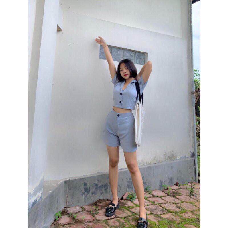 Satu Setelan Crop Top KAncing Celana Pendek Harga Khusus Terbatas!!!