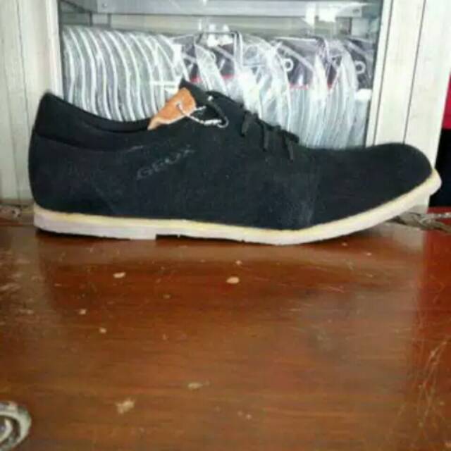 Sepatu Geox