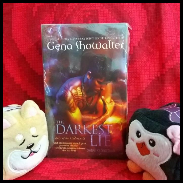 

THE DARKEST LIE - GENA SHOWALTER