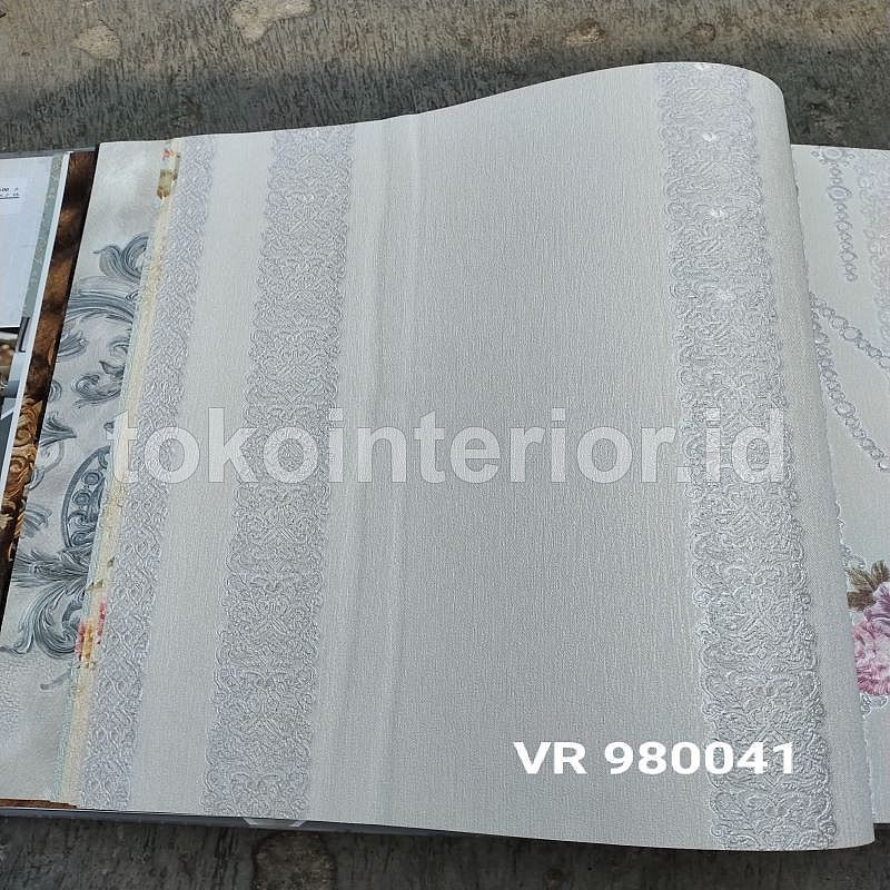 Wallpaper Dinding Putih Roll Besar Tekstur Timbul Vertikal