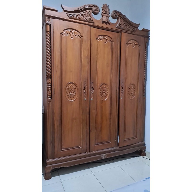 Second Lemari Pakaian 3 Pintu Kayu Jati