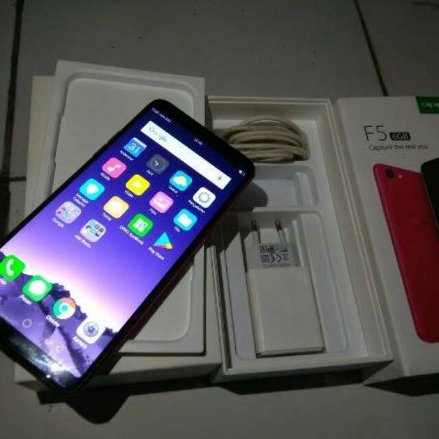 HP Oppo F5 Second/Peloved minus Charger