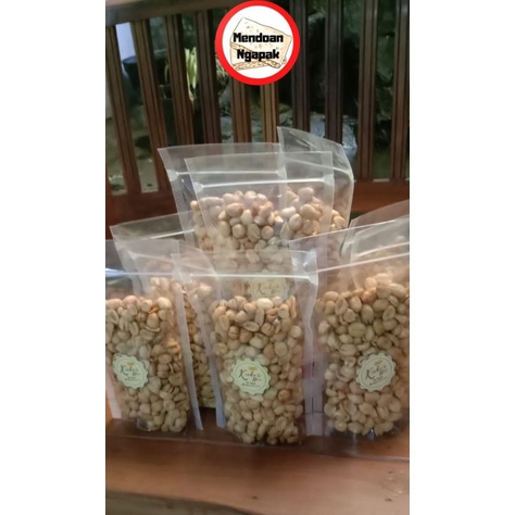 

Kacang Bawang Pouch, Kacang Goreng, Snack Kacang, Kacang Bawang Gurih