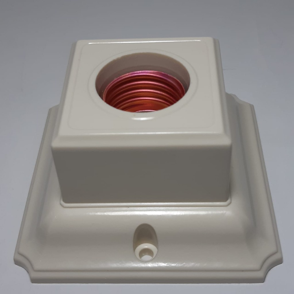 Fitting Tempel Broco Kotak / Fitting Lampu Plafon