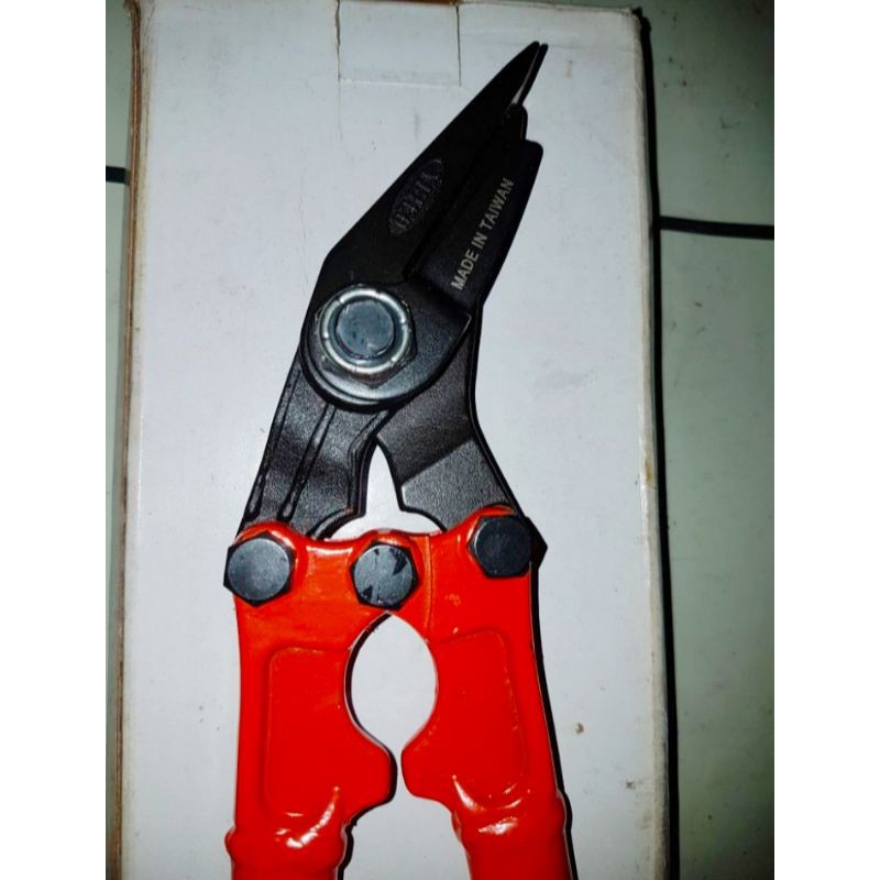 

GUNTING Strapping gunting plat 12 inch Made in Taiwan