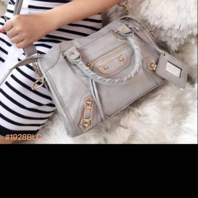 PRELOVED PREMIUM BALENCIAGA SMALL EDGE