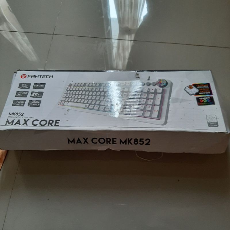 keyboard fantech maxcore mk852 white