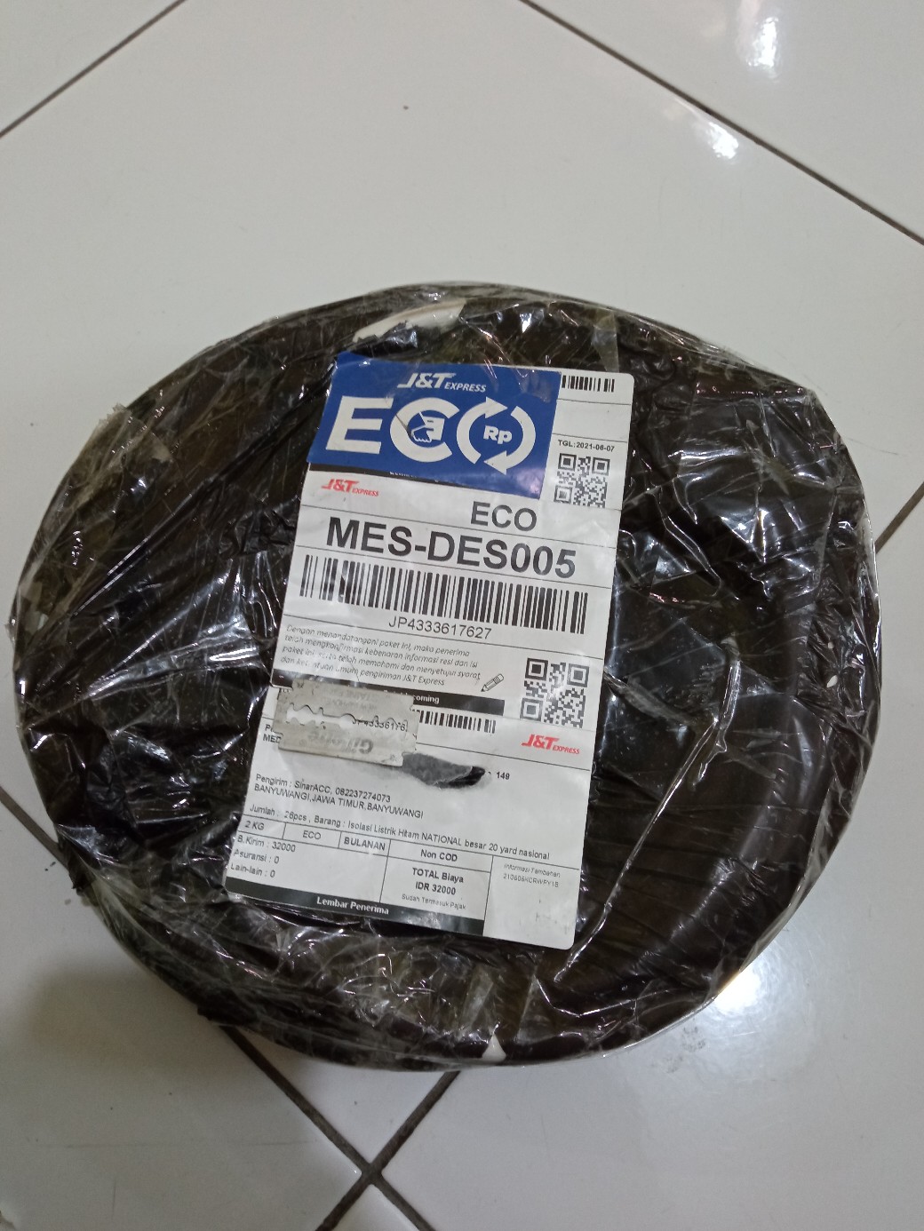 Double Tape Foam Lebar (2,4cm) 24mmx5m Isolasi Bolak Balik Spon Perekat Lampu Led Strip Lengket