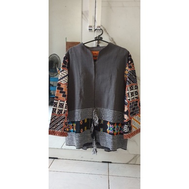 Atasan Wanita Batik Kombinasi Tenun NTT