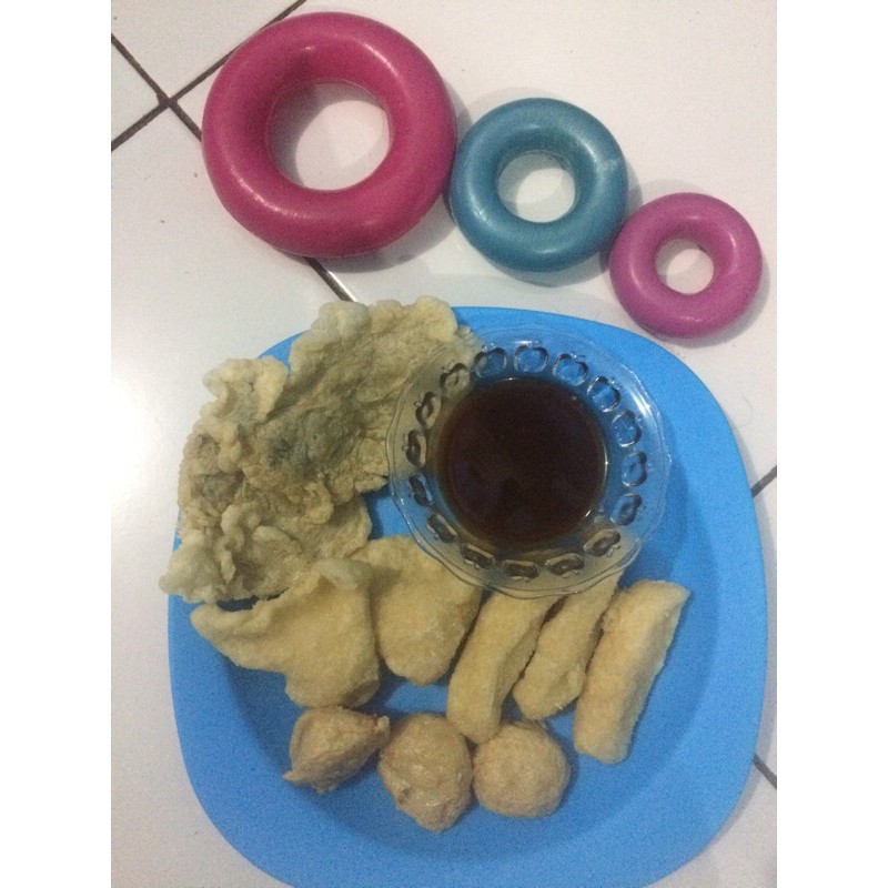 

PEMPEK IKAN TENGGIRI