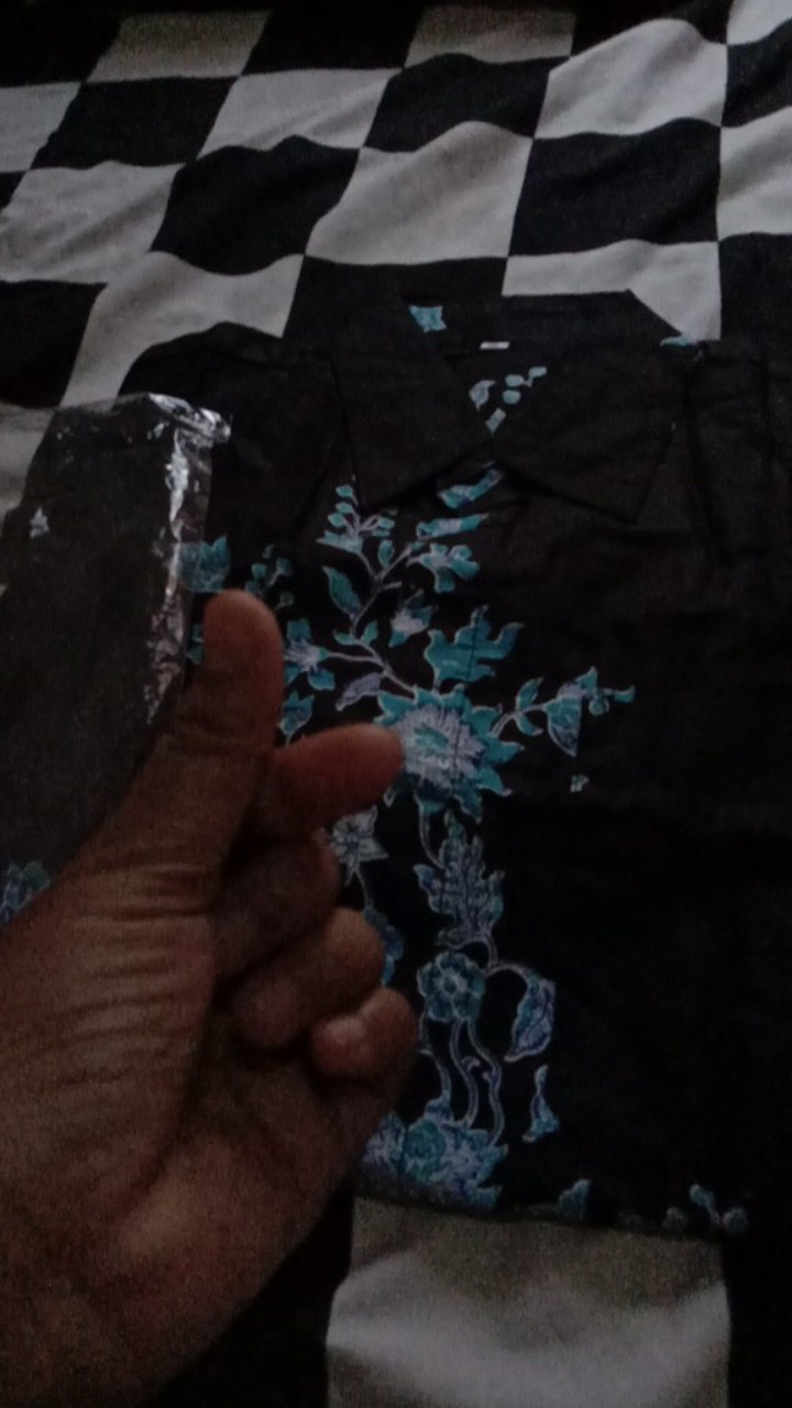 Outer Buketan Crem Kemeja Lengan Panjang M L Xl Xxl