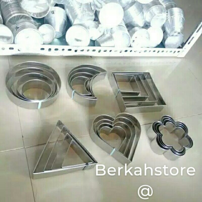 

Ring Cutter Set Ragam Bentuk Termurah (4pcs)