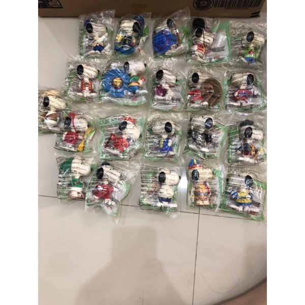 snoopy world tour 1998 ( 21 negara) tidak jual satuan