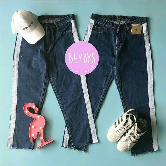 BOYFRIEND lINE JEANS