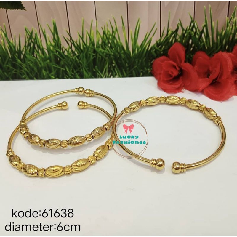 Gelang Tangan Bulat TITANIUM Lapis Emas Gelang Bangel Dewasa Motif bola lonjong 61638 (1pcs)