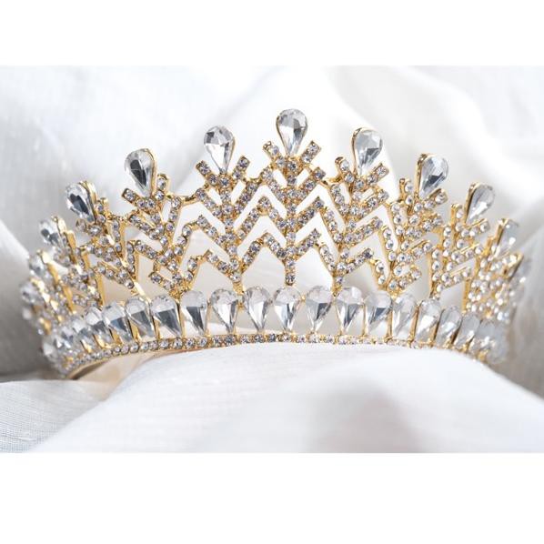 

Golden Frozen Crown