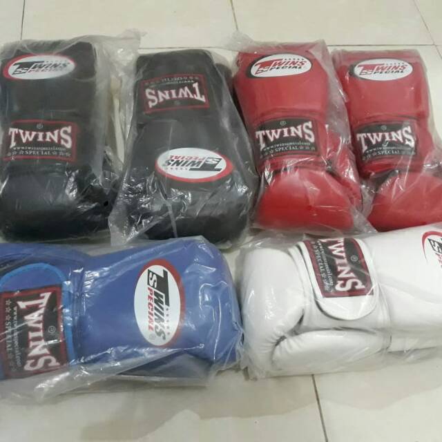 Gloves muaythai boxing Twins