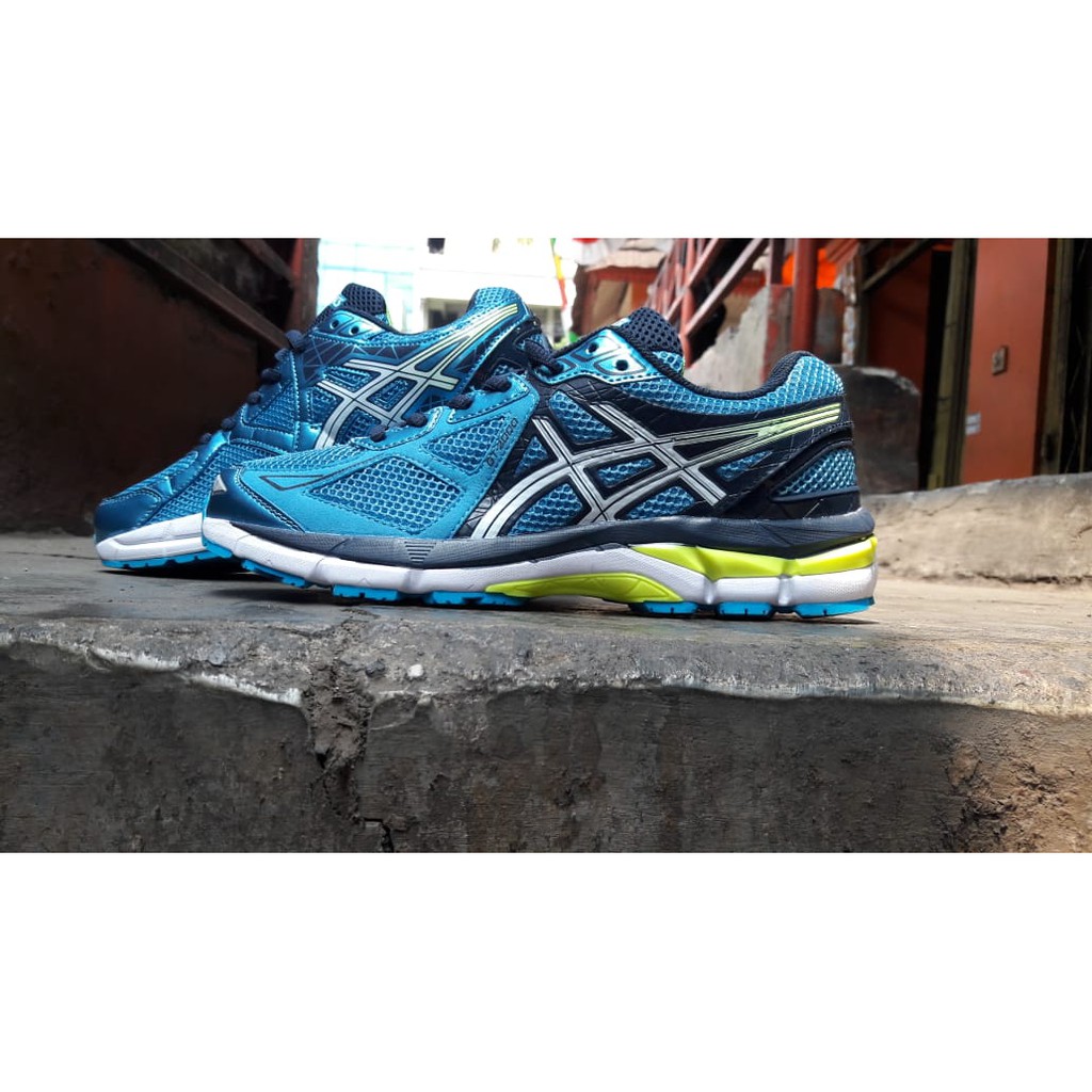  Sepatu  Voli Asics  Gel  GT  2000  Man Premium Voli Running 