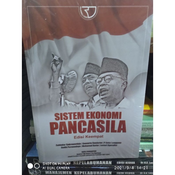 Buku sistem ekonomi Pancasila edisi keempat