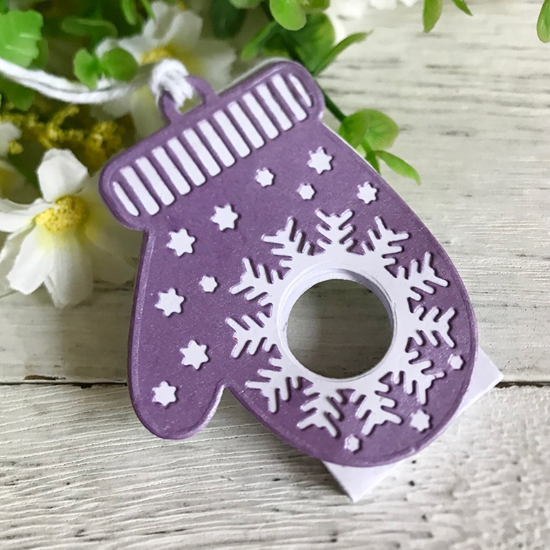 Zzz Cetakan Stensil Cutting Dies Motif Snowflake Natal Bahan Metal Untuk Scrapbook / Craft DIY