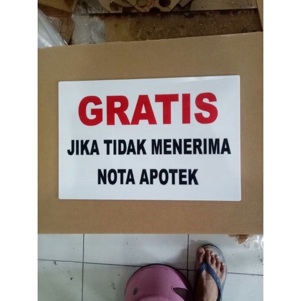 

Acrylic papan nama 20x30cm