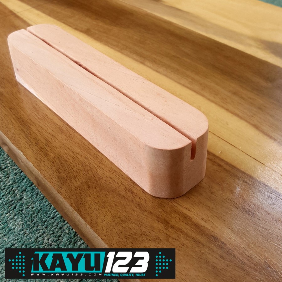 

Wooden Card Holder Ukuran 18x4 cm Tempat Kartu (WCH-07)