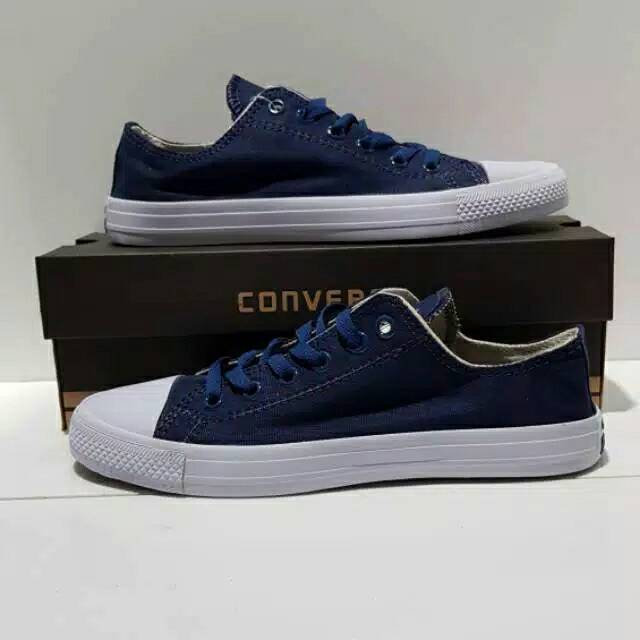 Sepatu converse/chuck tailor ct 2 tanpa box