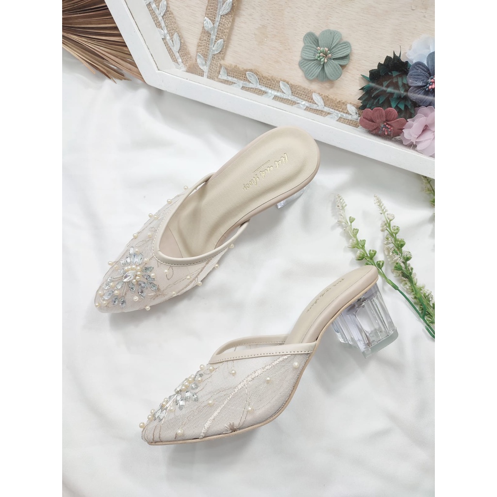 rostika series 3 wedding shoes hak kaca 5 cm cream