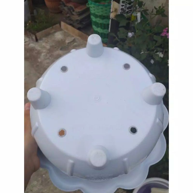 pot putih mawar ukuran 25cm