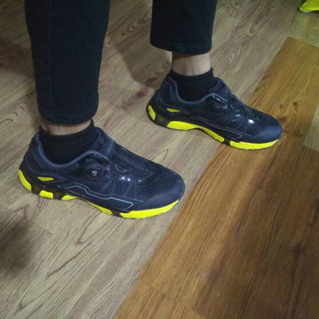 Sepatu Rosento Hiking Olahraga