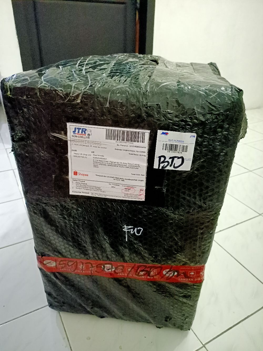 Rice Box Big Rovega/tempat Penyimpananan Beras 10kg/5kg