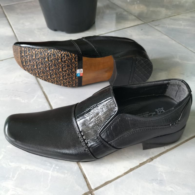 Lacosta Sepatu Pantofel Kantor Sales Kondangan Kulit Sapi Asli Premium