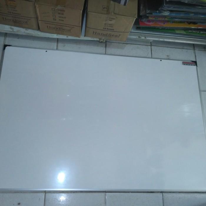 

Papan Tulis/White Board Non-Magnet Size 80 X 120 Cm Cemerlang.