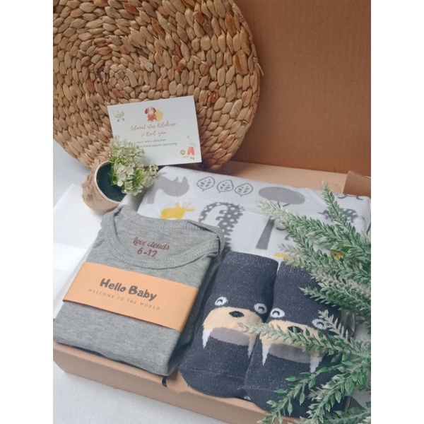 Hampers Selimut Premium | Kado Lahiran-HS-Standar Abu