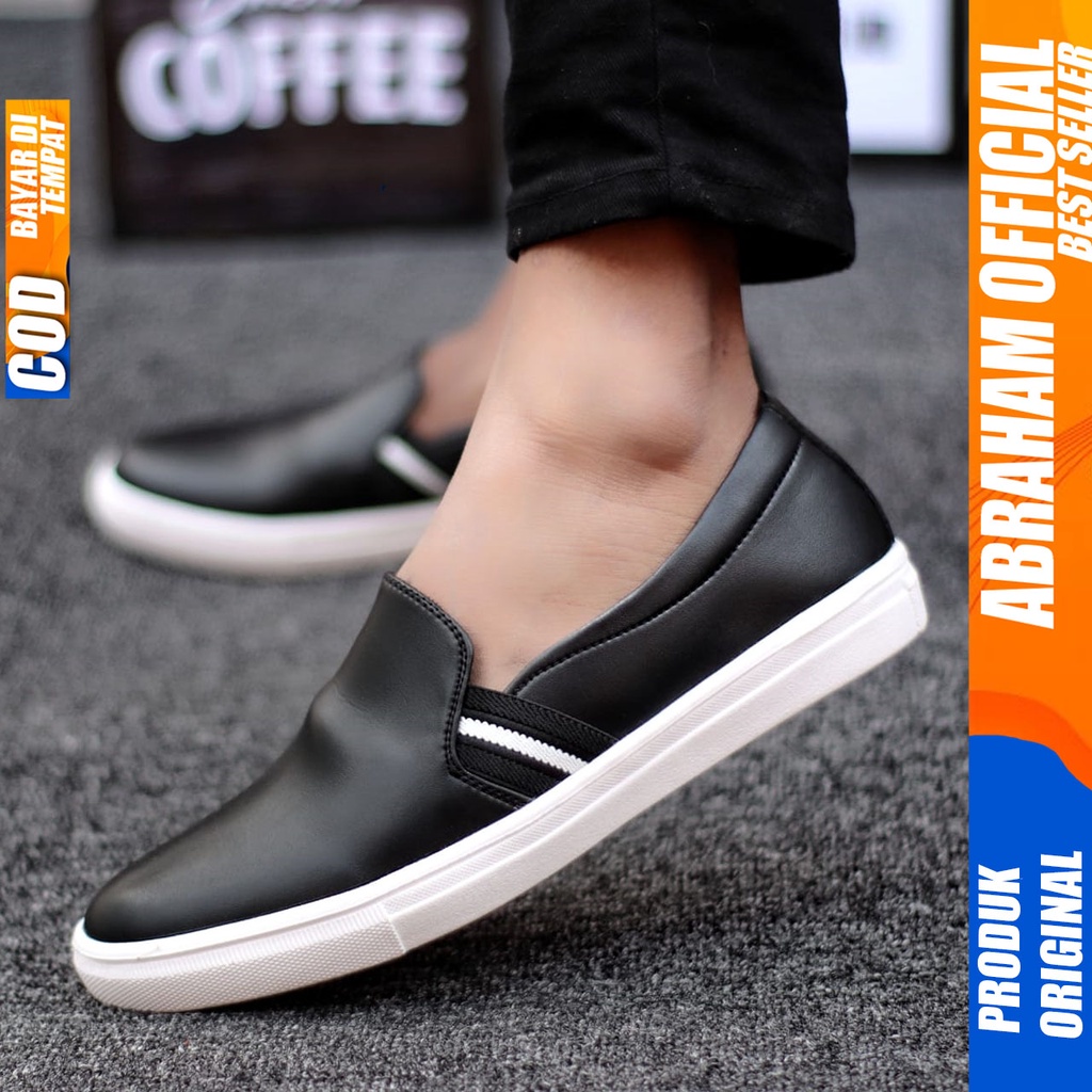 Abraham Nue - Sepatu Slip On Santai Casual Hitam Pria Original