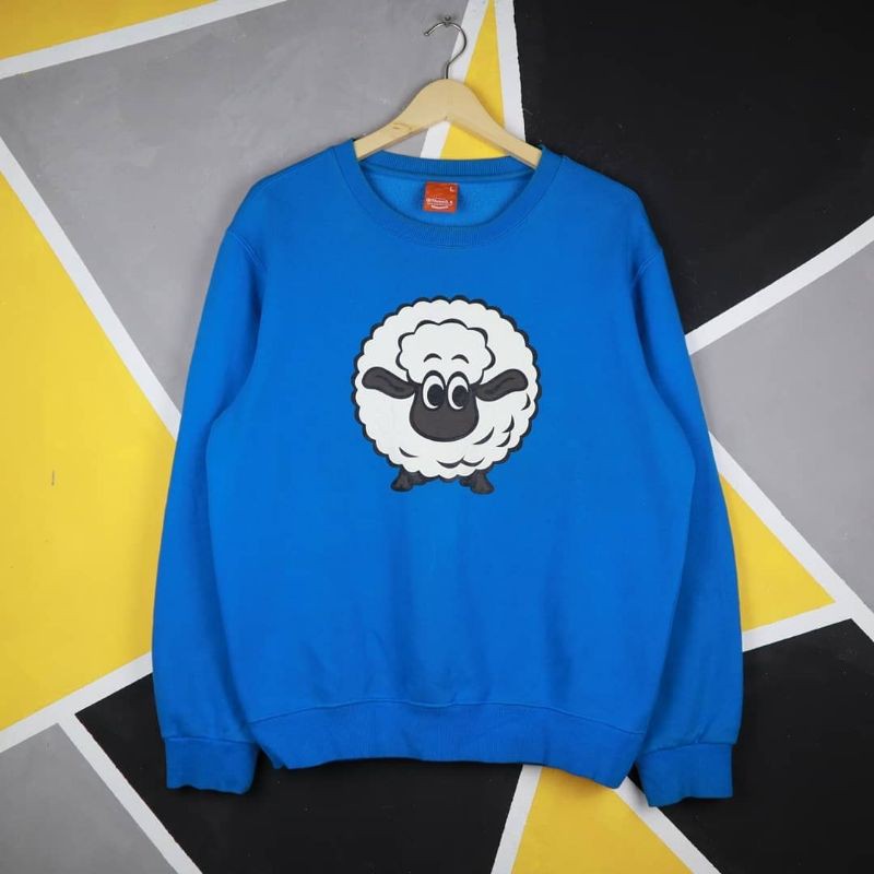 Crewneck Three Q R