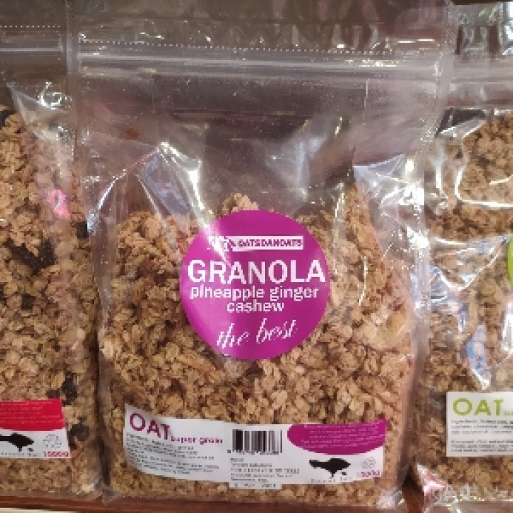 

Oats and Oats Granola 1kg (gandum sehat) Cashew Cinnamon Ginger Pinaaple