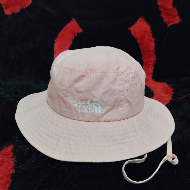 topi rimba The North Face