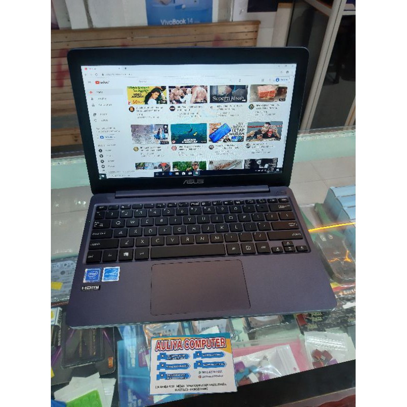 notebook second bekas Asus E203Nah (2018/2019) -intel celeron-11.6 inc slim- ram 2gb ddr3L-hdd 500gb