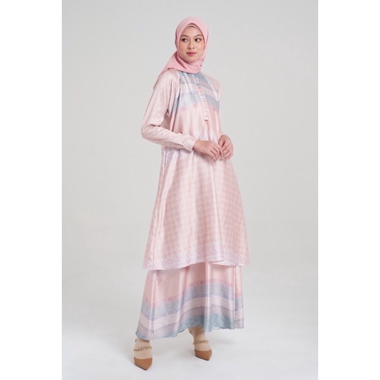 Ria Miranda Prisa Dress