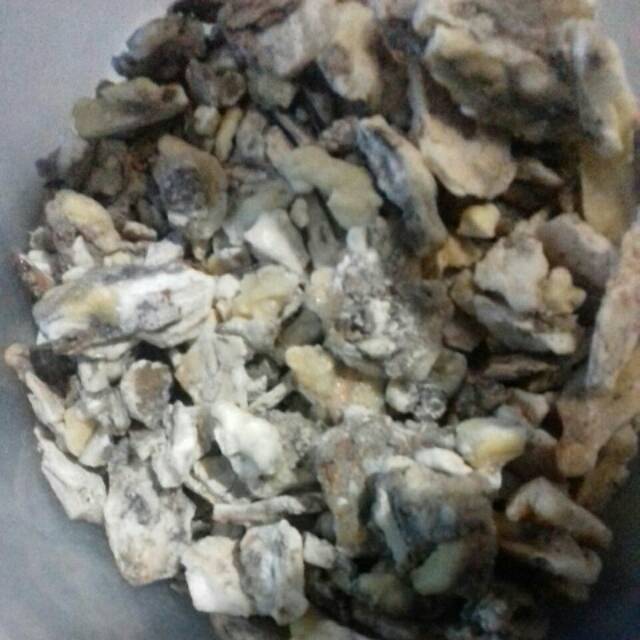 

Getah kemenyan 100 gram