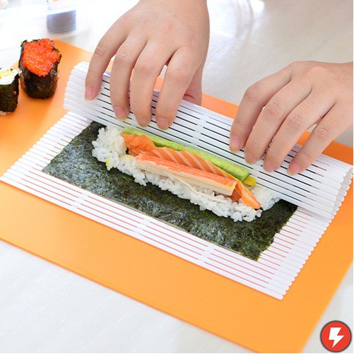 Flashmart Nori Seaweed Sushi Roll Maker