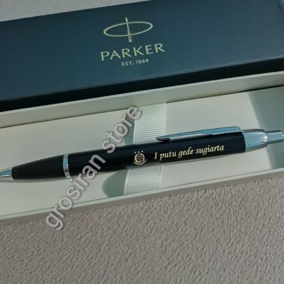 

pulpen Parker original kejaksaan custom logo ukir grafir nama kado hitam