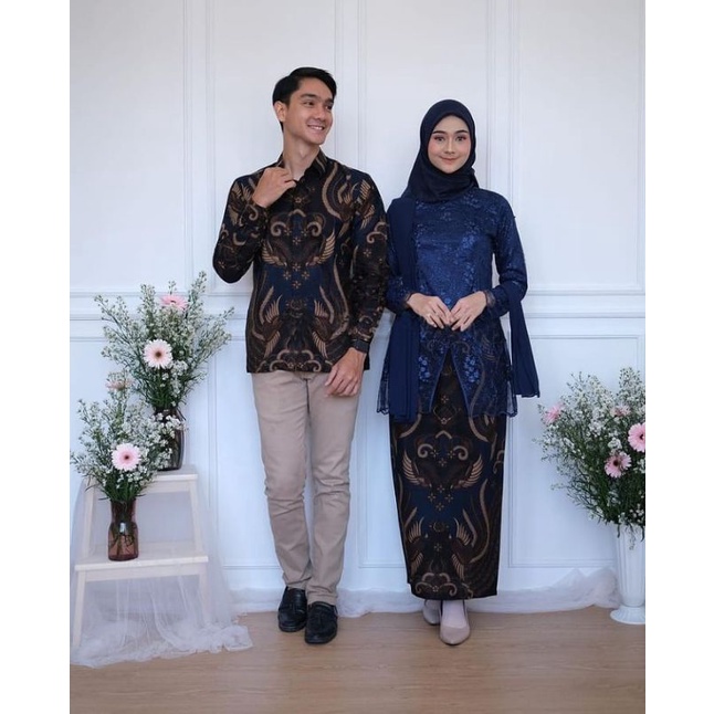 Batik couple kebaya Absella Navy Kebaya wisuda kebaya lamaran kebaya modern