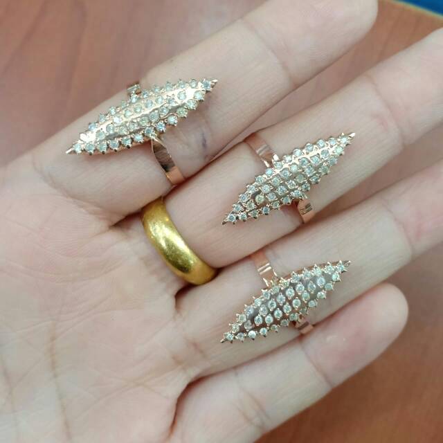 Cincin elisabth berlian medan
