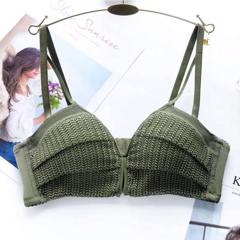 Bra Fashion Seamless (K-F44) Pakaian dalam wanita / bra tanpa tulang / push up bra