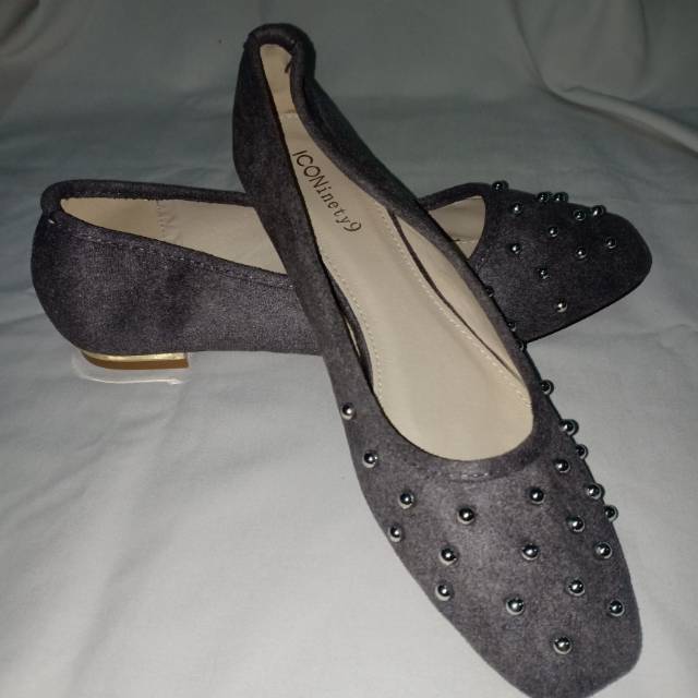 Flatshoes iconinety9 abuabu