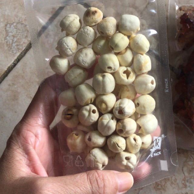 

Biji Teratai / Lien Ci