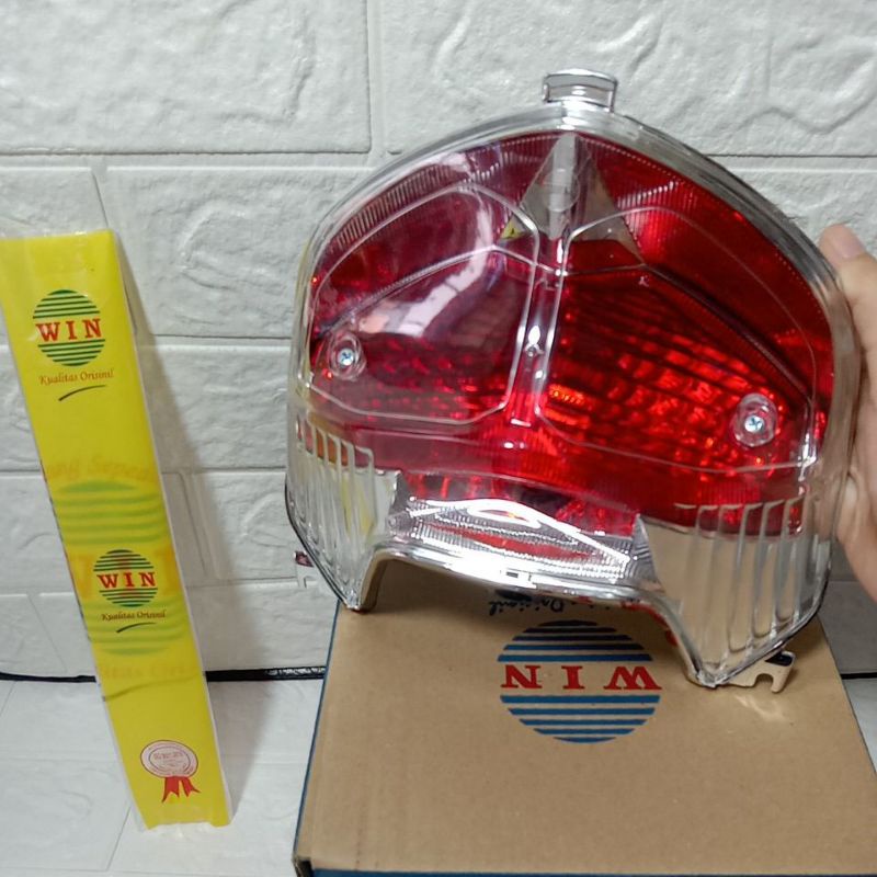 lampu belakang stop lamp lengkap 1 set yamaha VIXION old