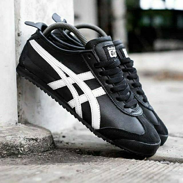 onitsuka tiger black white